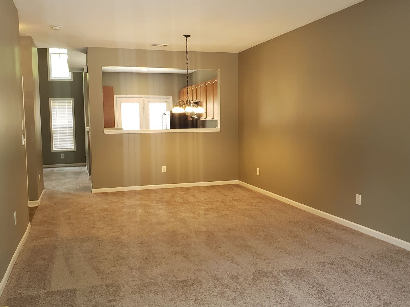 Kennesaw Townhome: 2125 Goldwaite Ct NW #10