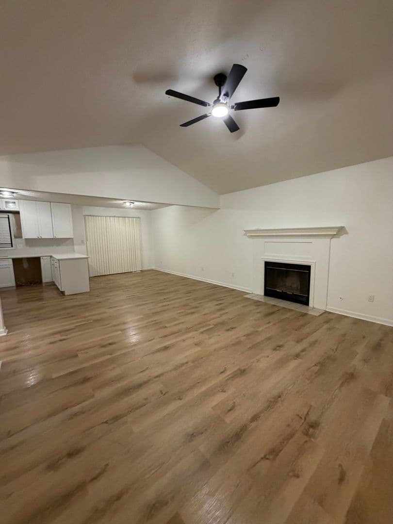 Stockbridge House: 250 Northbridge Drive