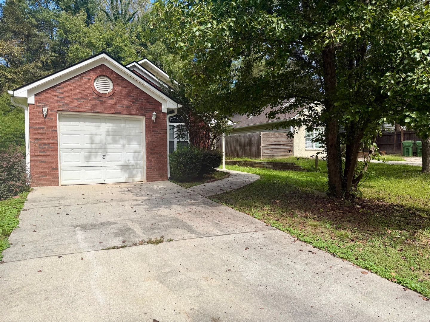 Atlanta House: 2285 Butner Road SW