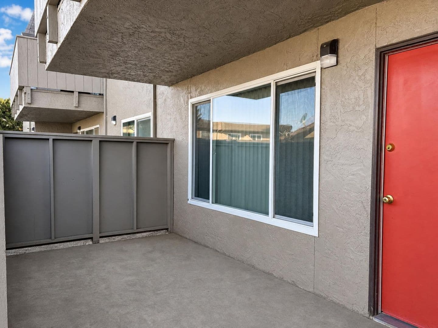 Greenfield Apartment: 923 Walnut Ave