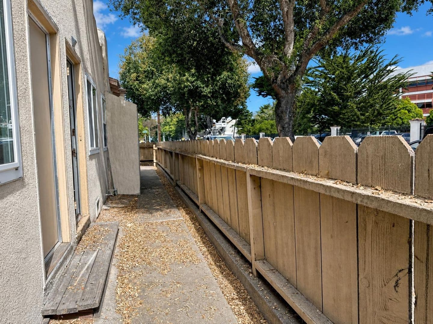 Monterey Apartment: 1281 - 1299 8th Street