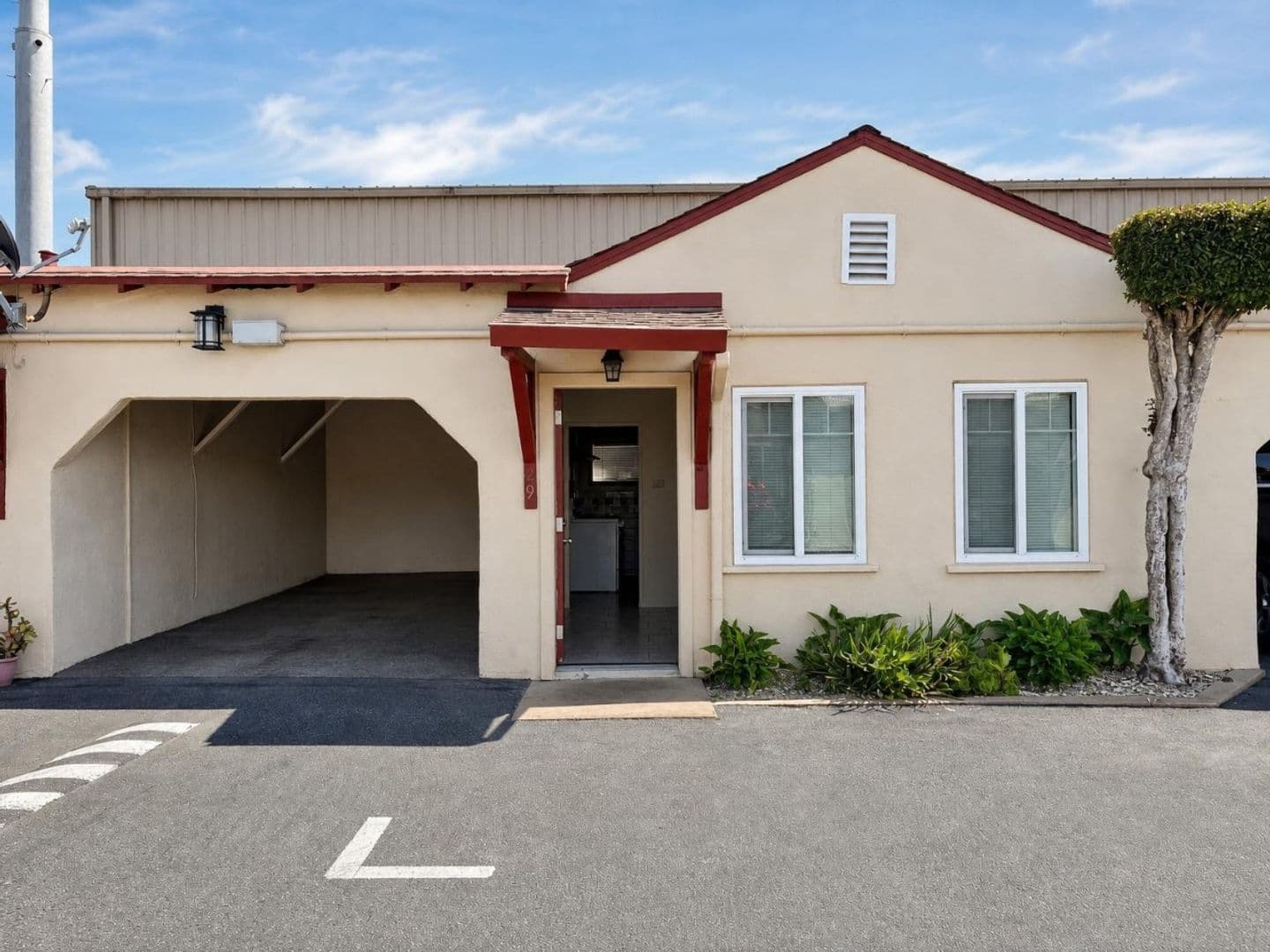 Salinas Apartment: 751 Sanborn Place