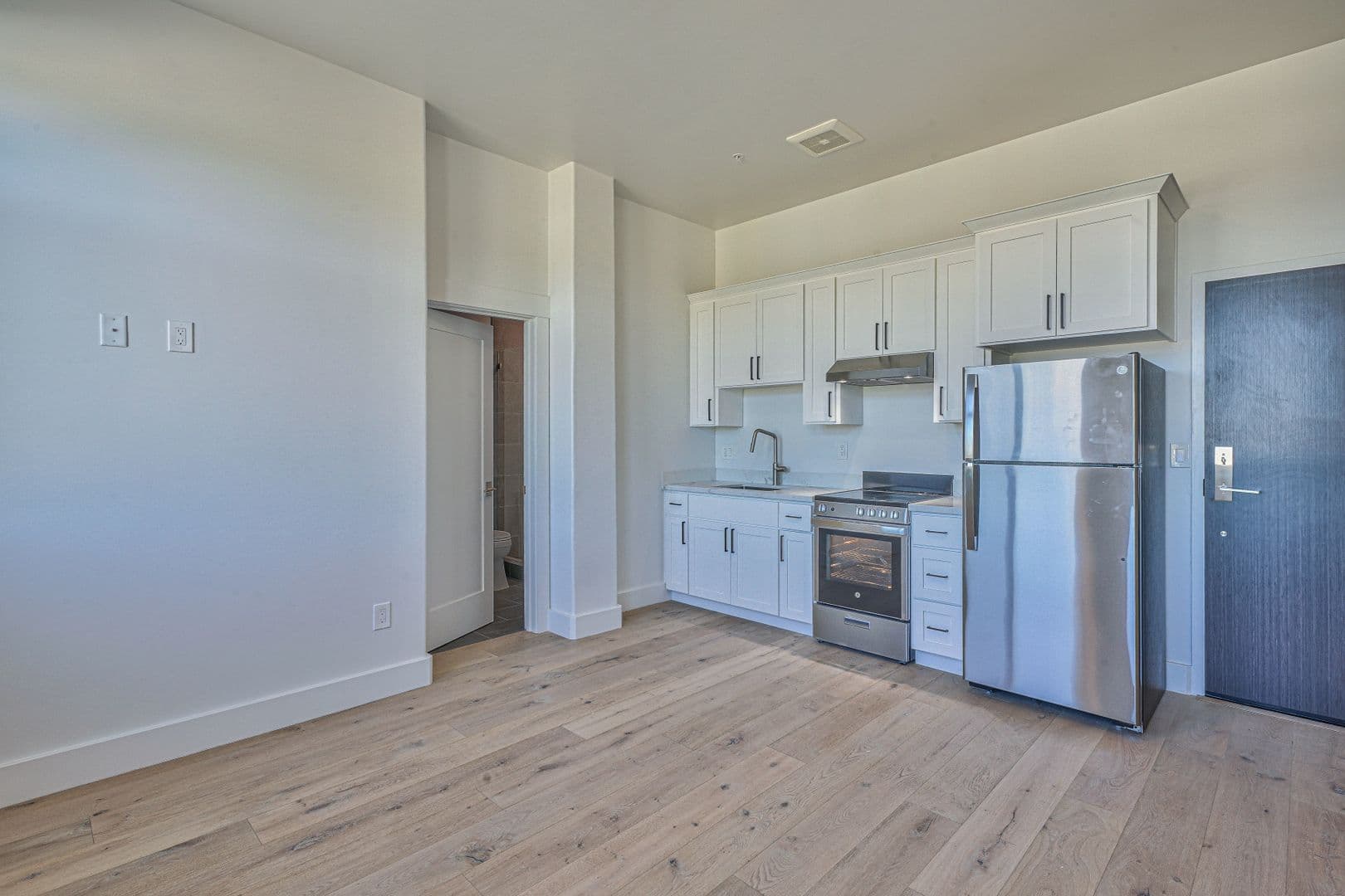 Salinas Apartment: 301 Main Street