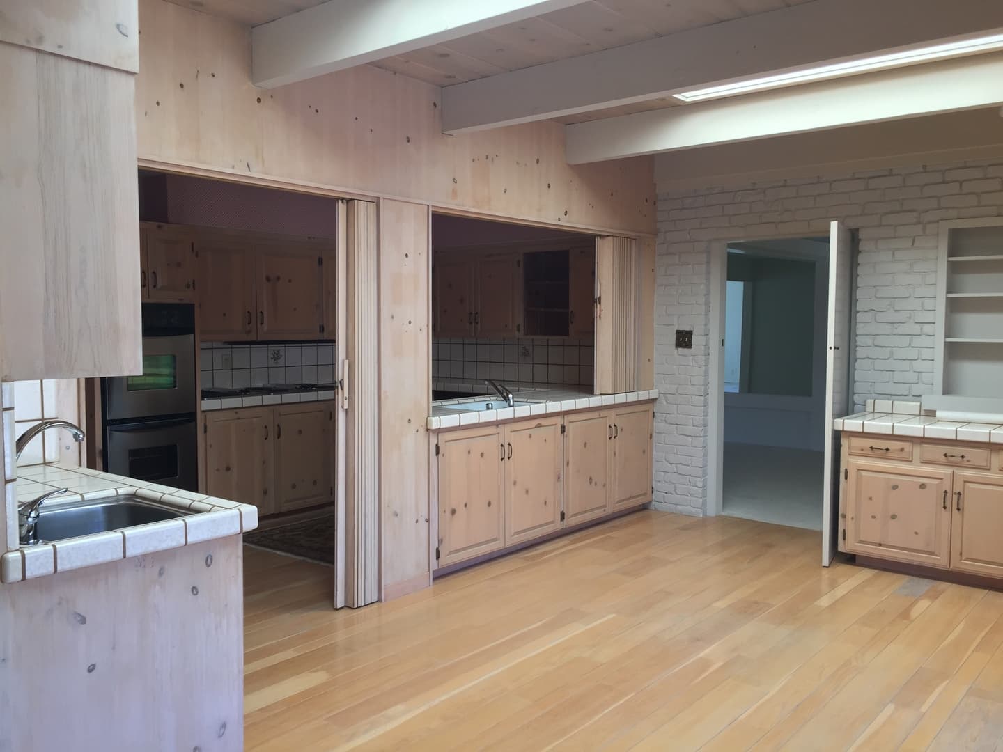 Pebble Beach Apartment: 1563 Sonado Road