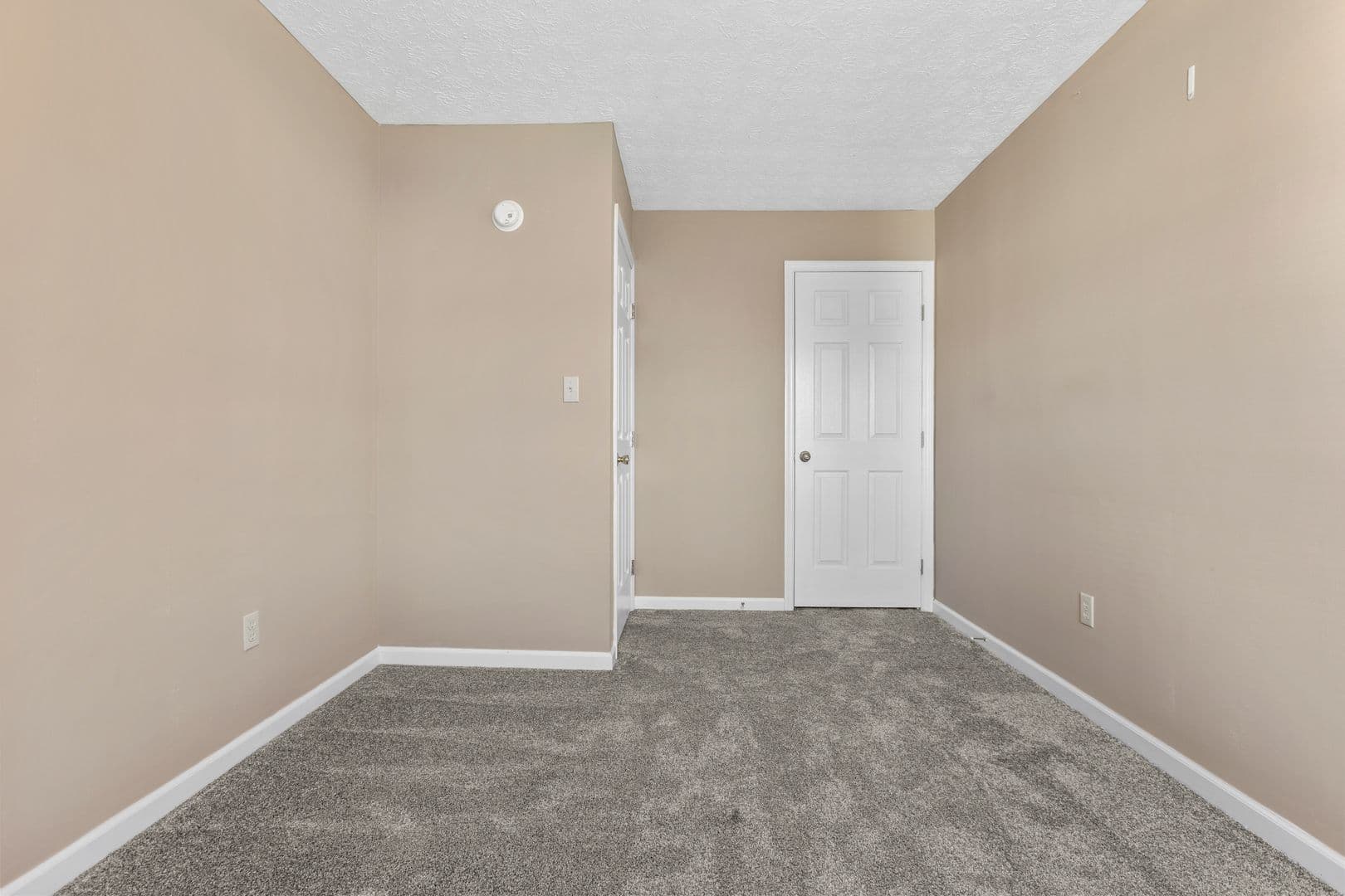 Mount Sterling House: Briarwood Dr