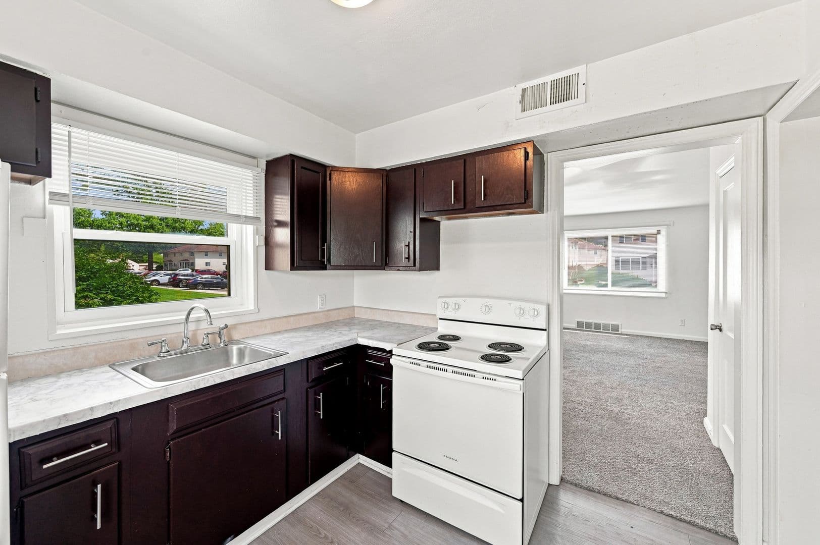 Evansville House: 1717 Lodge Avenue