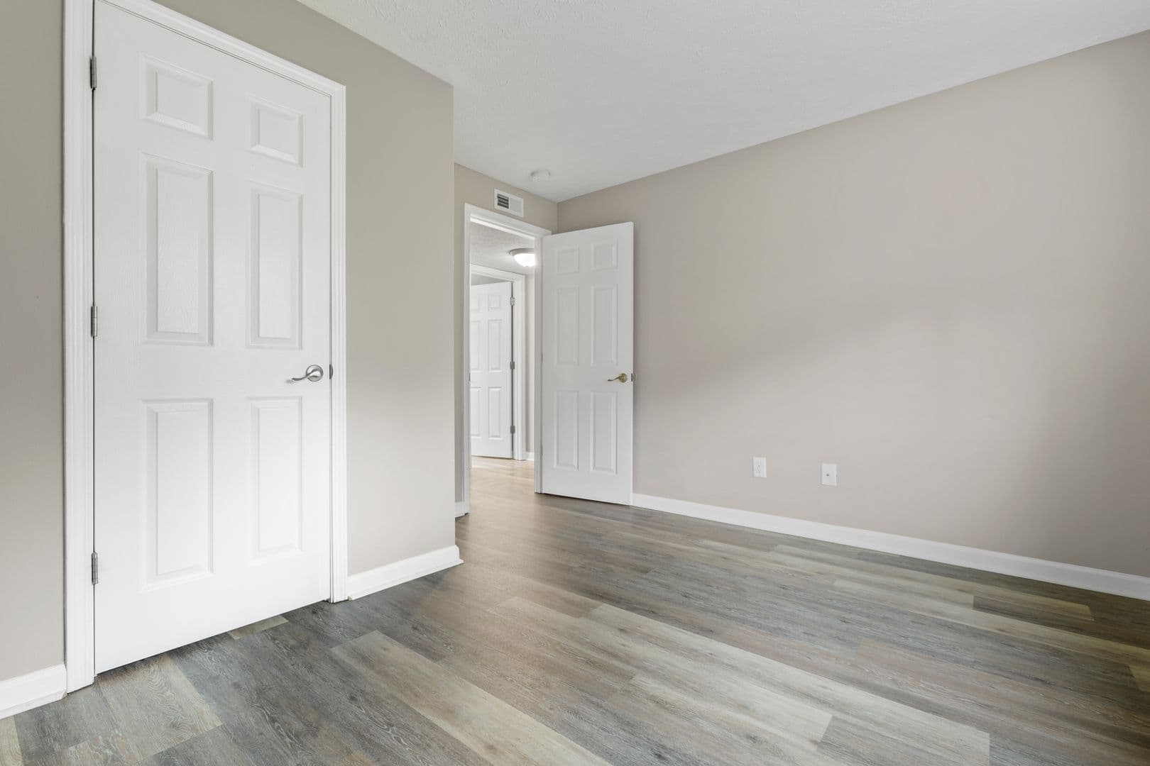 Frankfort House: 315 Bypass Plaza Drive