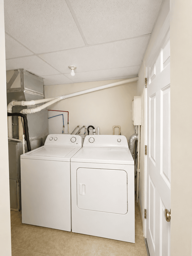 Evansville House: 1717 Lodge Avenue