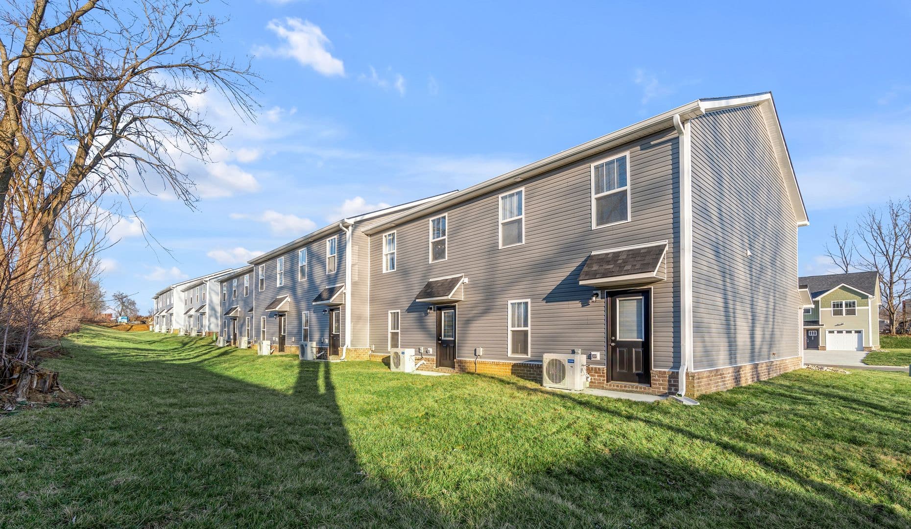 Winchester Townhome: Fairfield Way