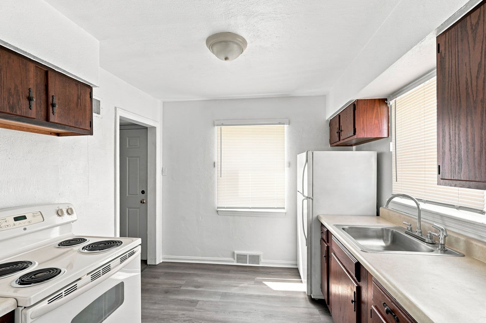 Evansville House: 1717 Lodge Avenue