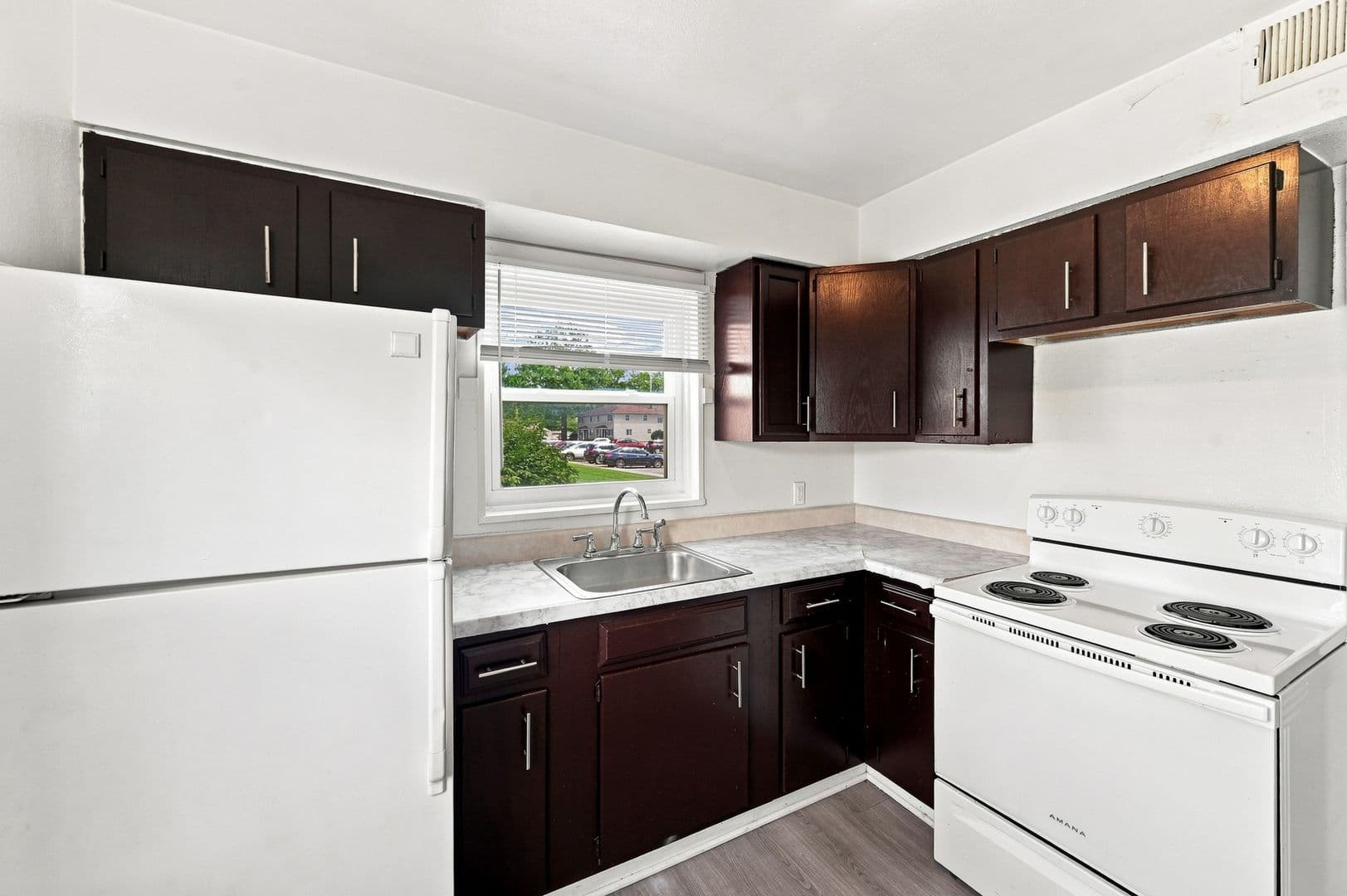 Evansville House: 1717 Lodge Avenue