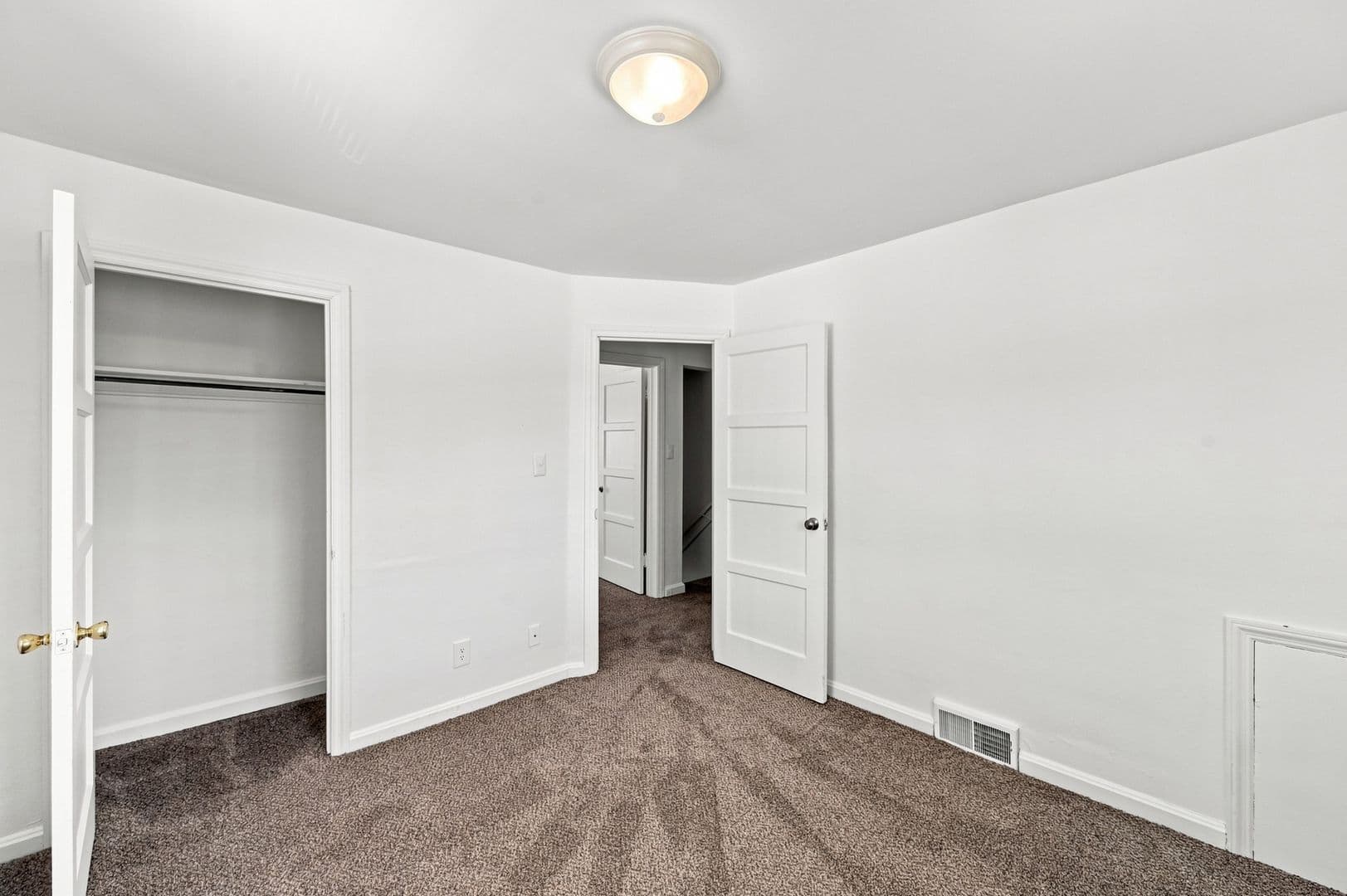 Evansville House: 1717 Lodge Avenue