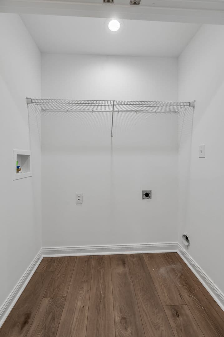 Winchester Townhome: Fairfield Way