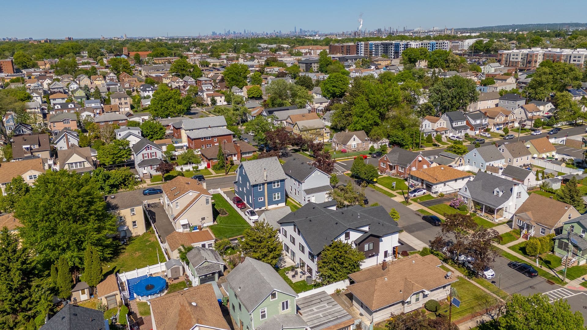 Linden Townhome: 512 Knopf St - 512 Knopf St
