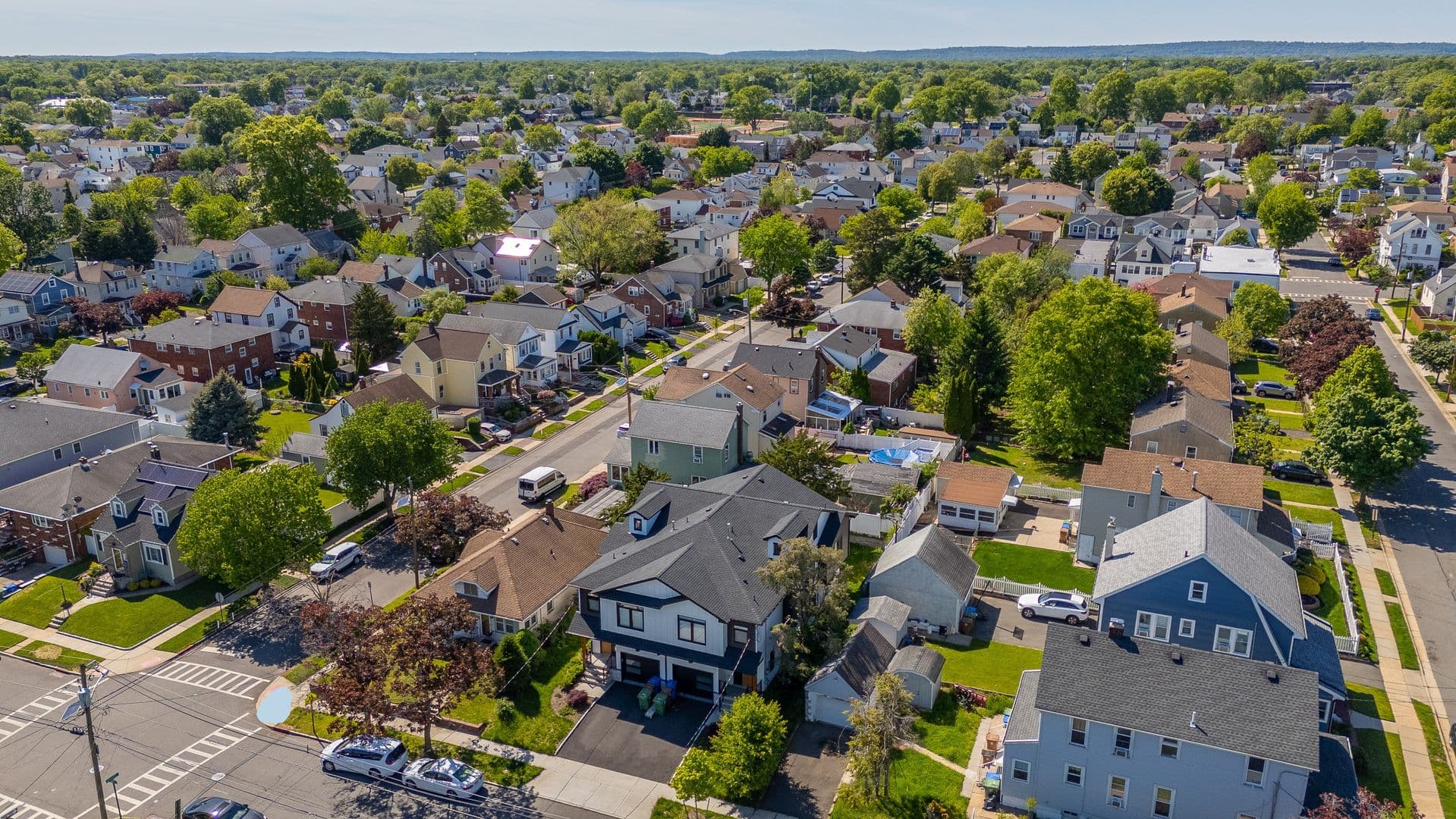 Linden Townhome: 512 Knopf St - 512 Knopf St