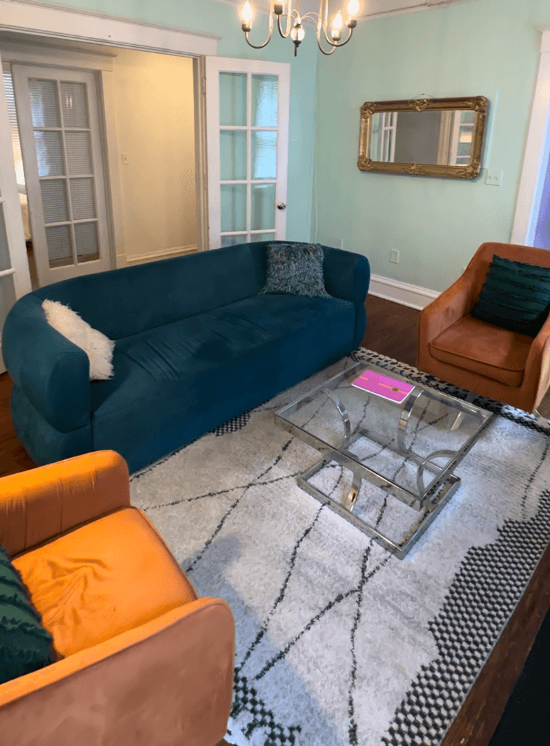 Savannah Apartment: 3 West 36th Street