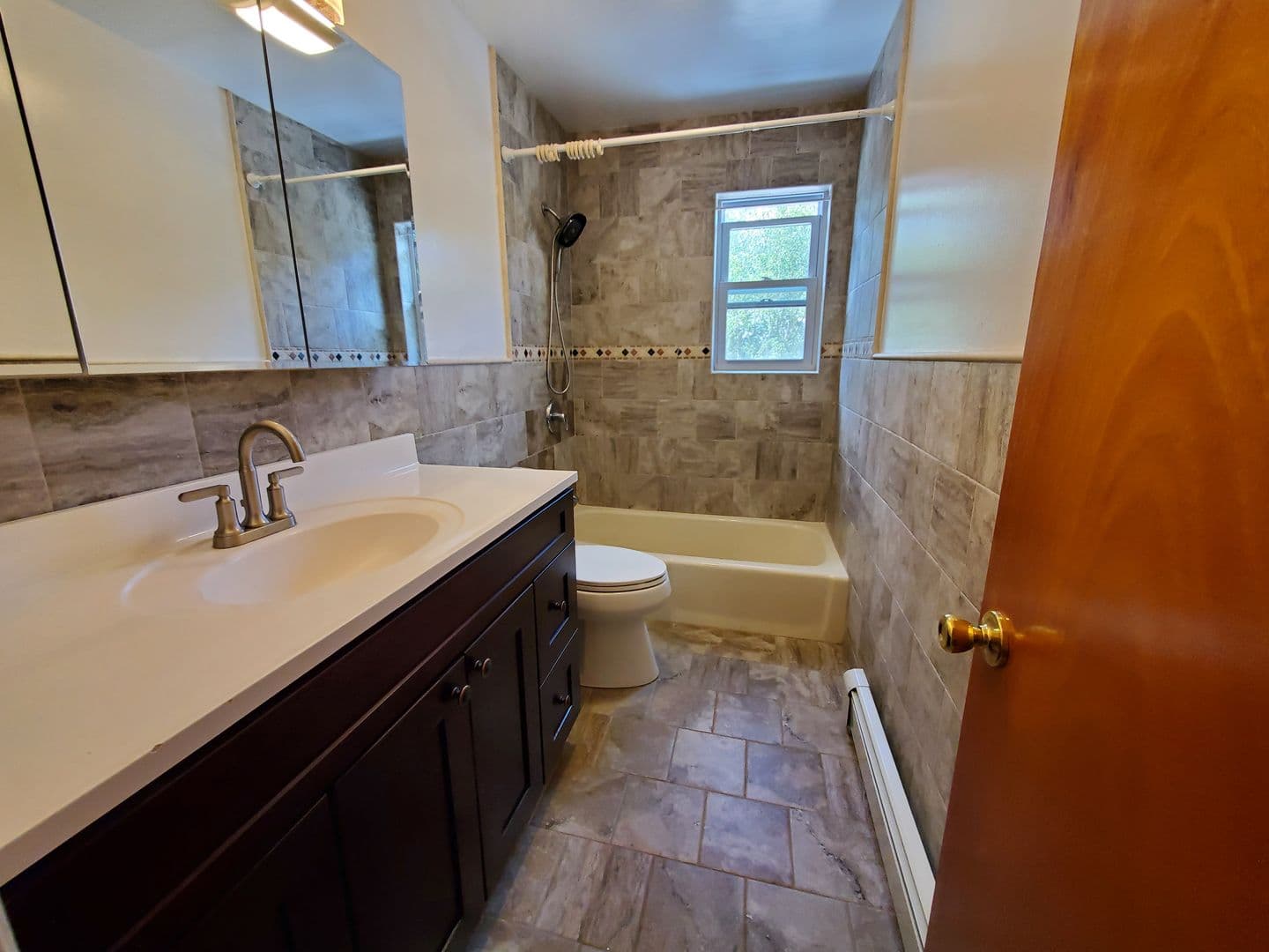 Croton on Hudson Apartment: 20 Baltic Pl