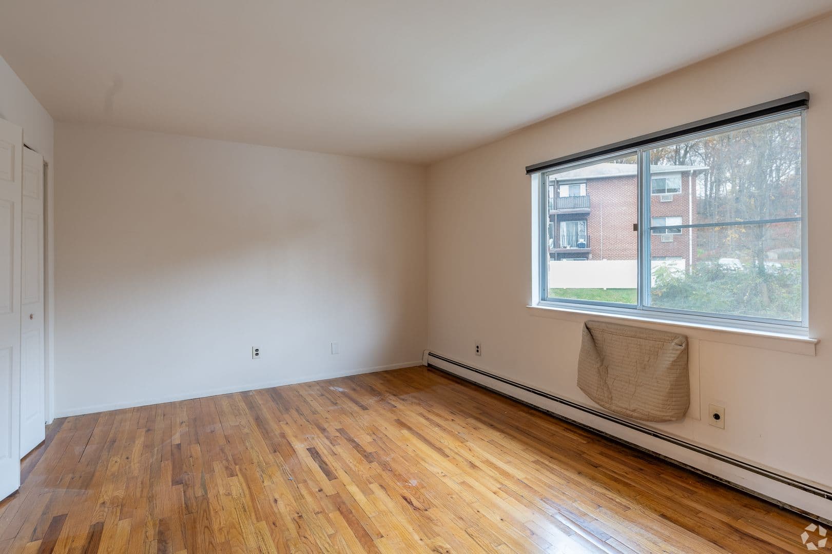 Croton On Hudson Apartment: 17 Scenic Drive