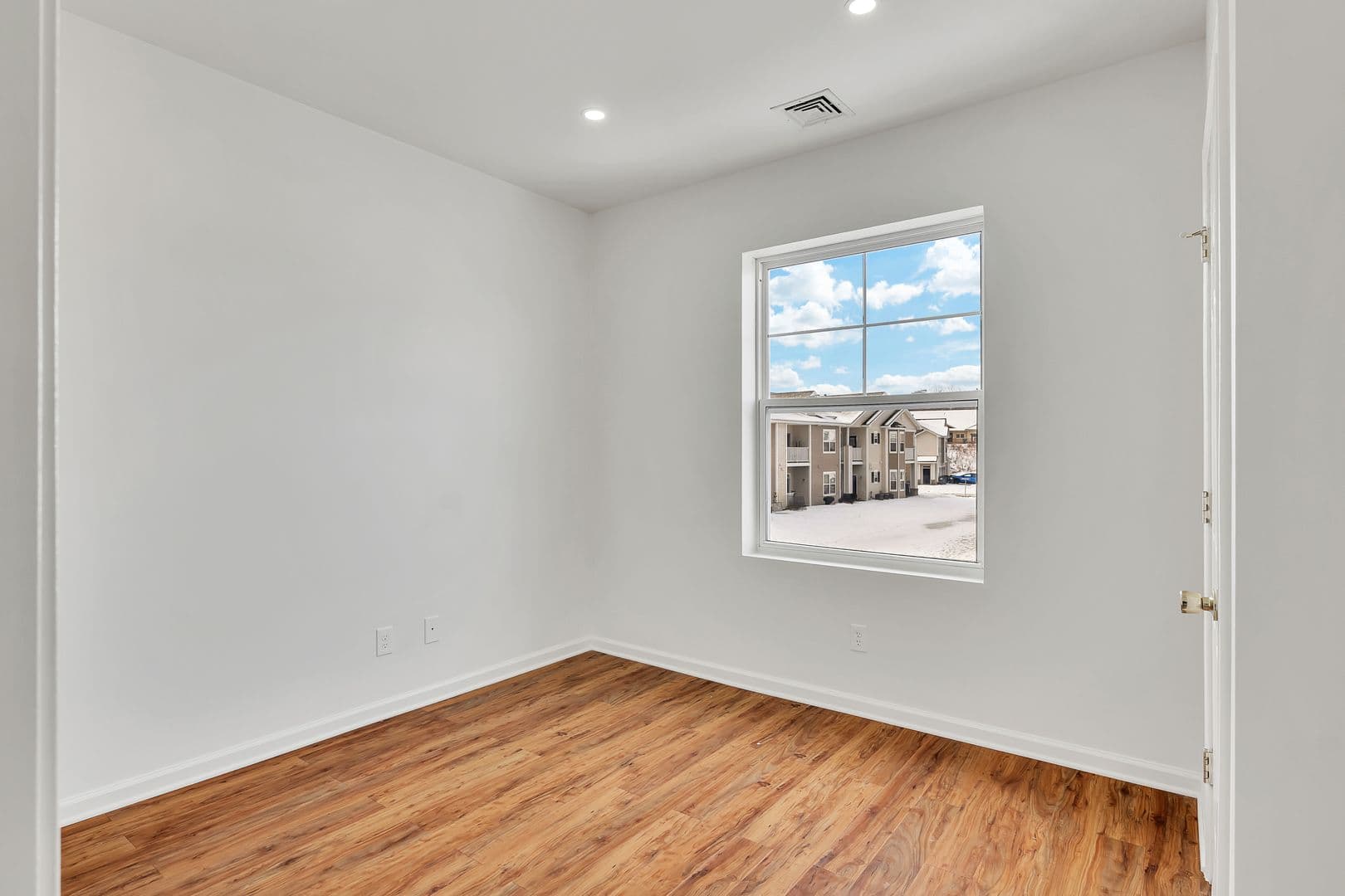 Malta Townhome: 2400 Steeplechase Blvd