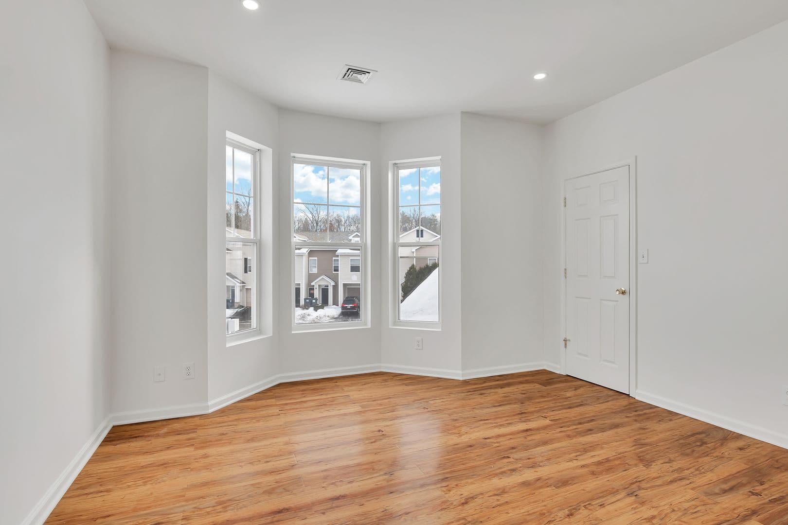 Malta Townhome: 2400 Steeplechase Blvd