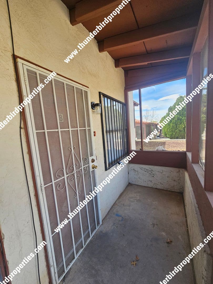 Albuquerque Apartment: 1212 Lead Ave SE
