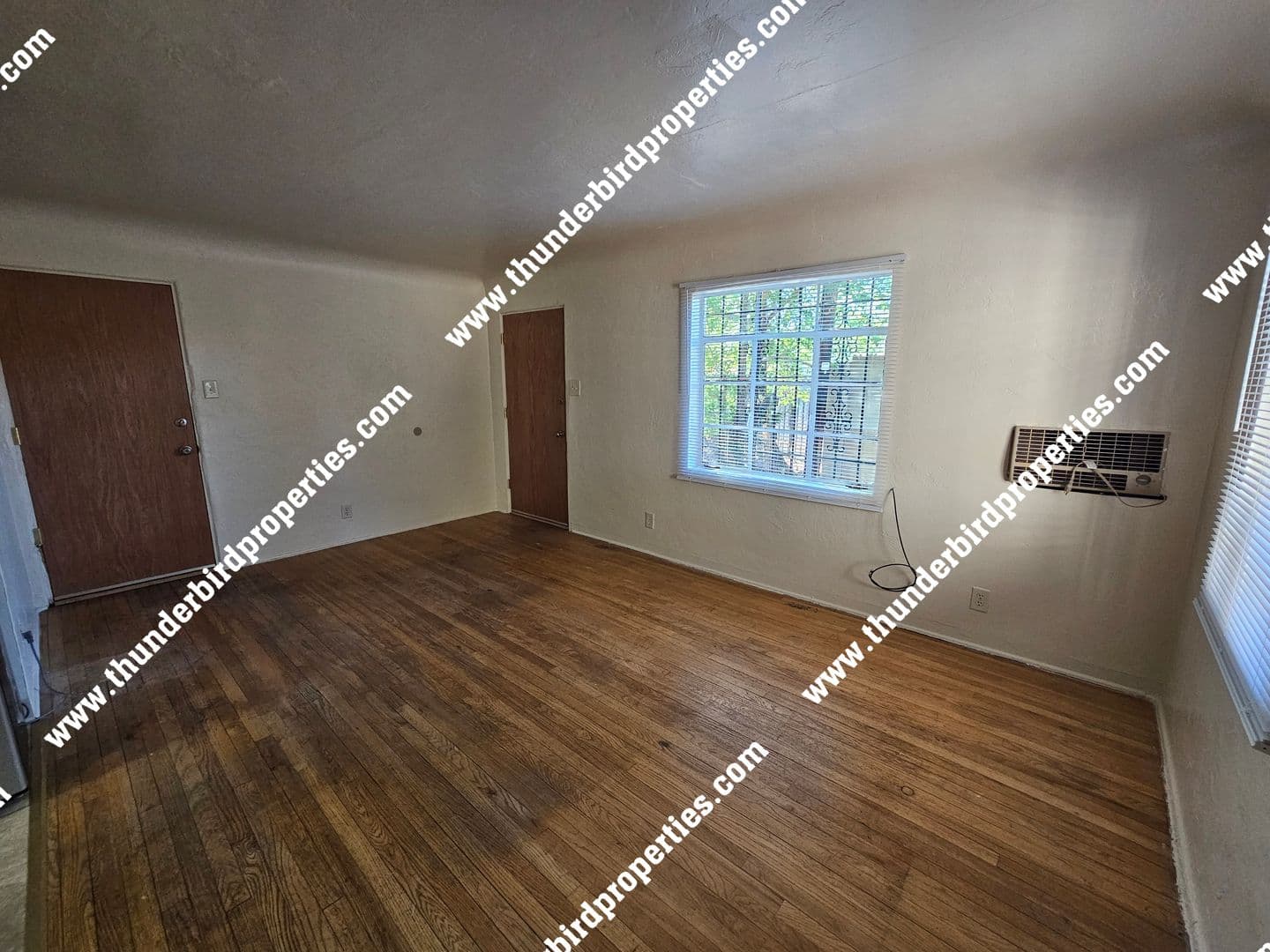 Albuquerque Apartment: 412 10th Street