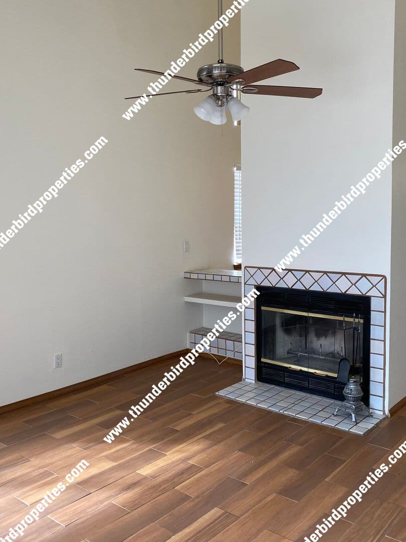 Rio Rancho House: 642 Lakeview Circle