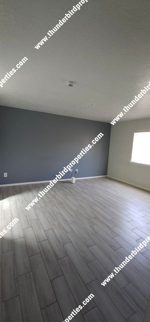 Albuquerque House: 5117 Camino Vista NW