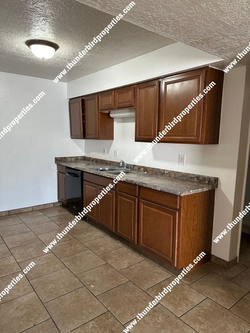 Albuquerque House: 13304 Marquette Avenue NE