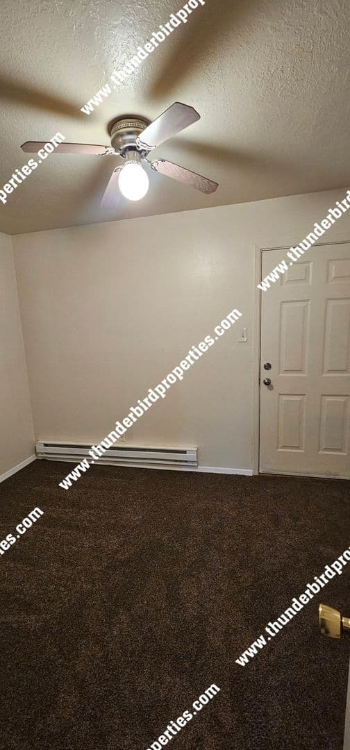 Albuquerque Apartment: 187 Monte Largo Dr. NE