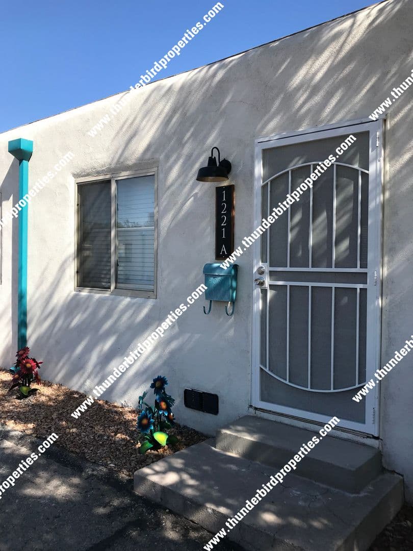 Albuquerque Apartment: 1221 San Mateo Blvd SE