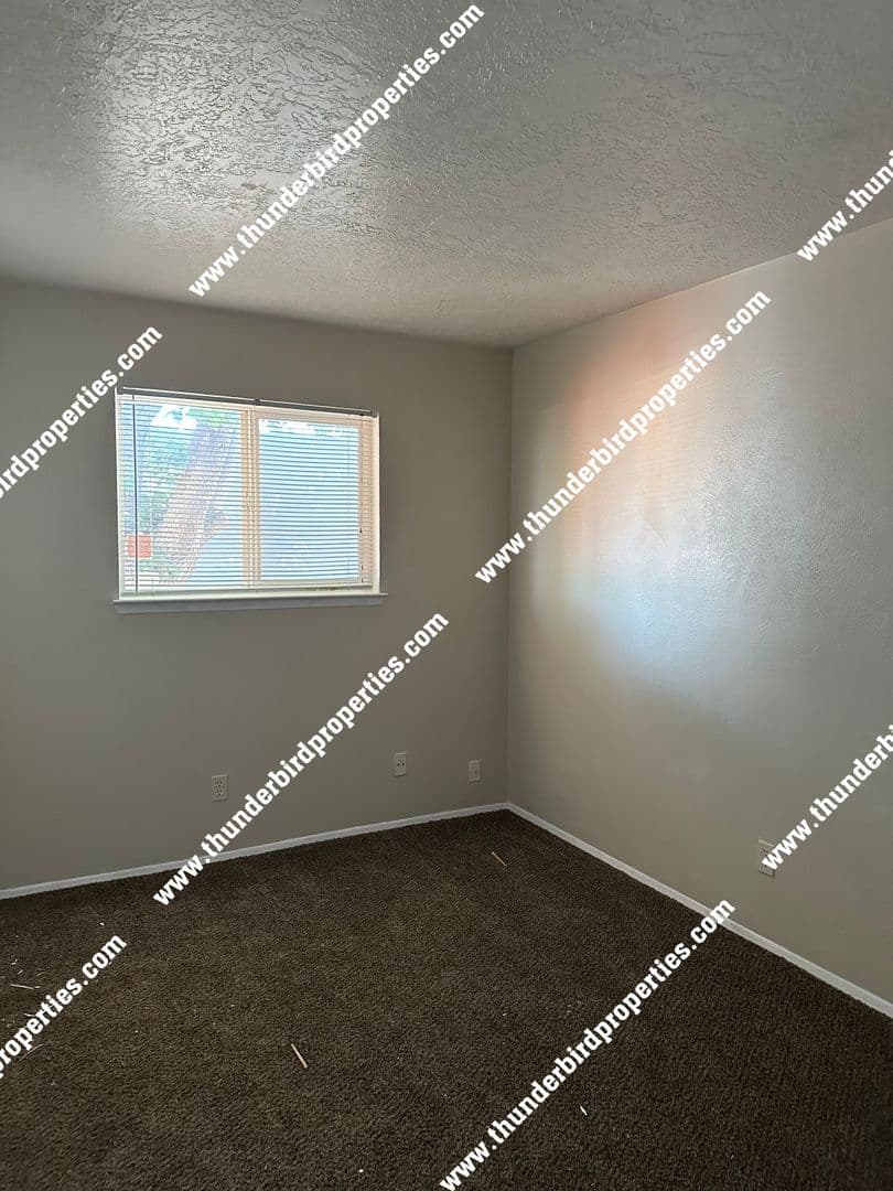 Albuquerque House: 13304 Marquette Avenue NE
