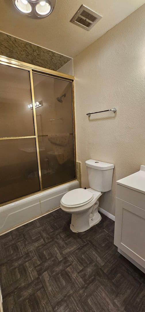 Albuquerque House: 4909 Overland Street NE