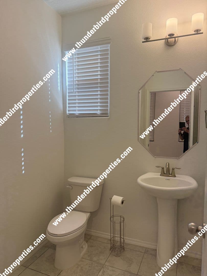 Albuquerque House: 2605 Stryker Rd. SE