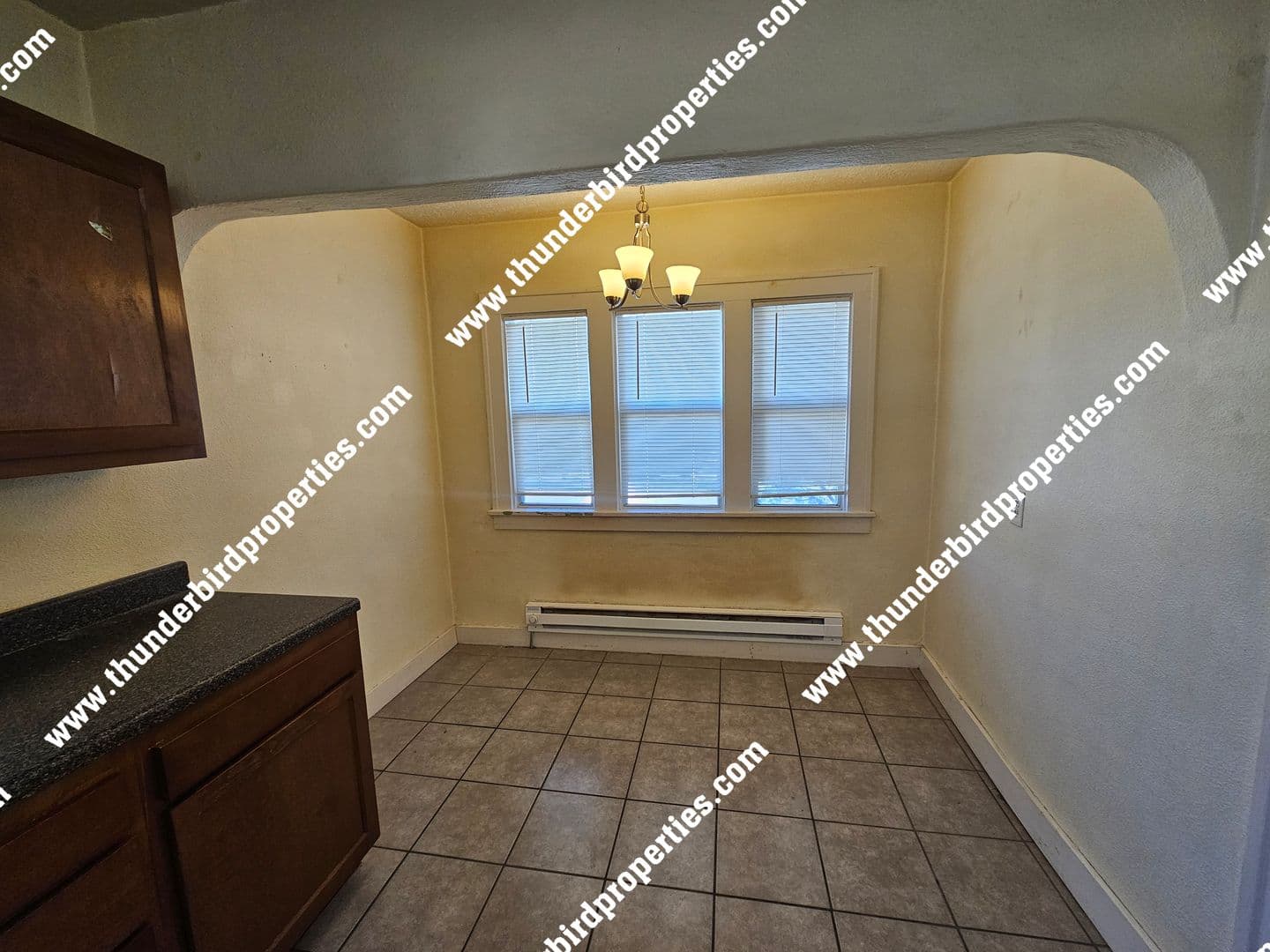 Albuquerque Apartment: 1618 Coal Ave SE