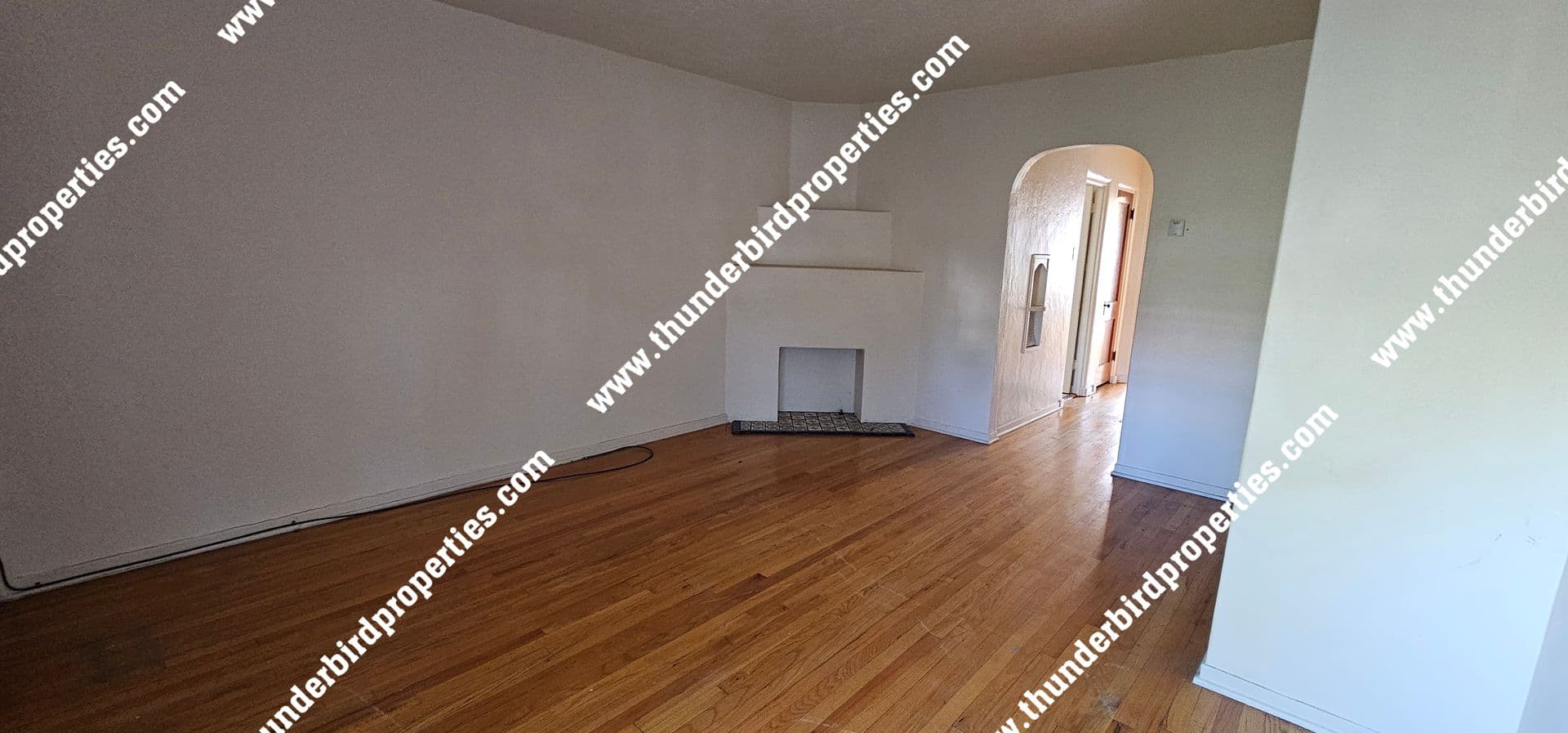 Albuquerque House: 2134 Coal Pl (PG3000411)