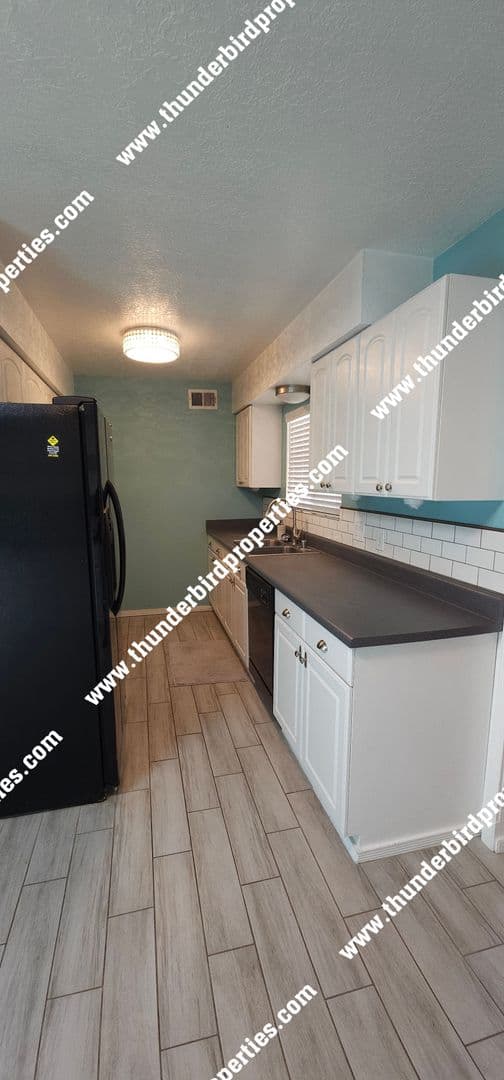 Albuquerque House: 5117 Camino Vista NW
