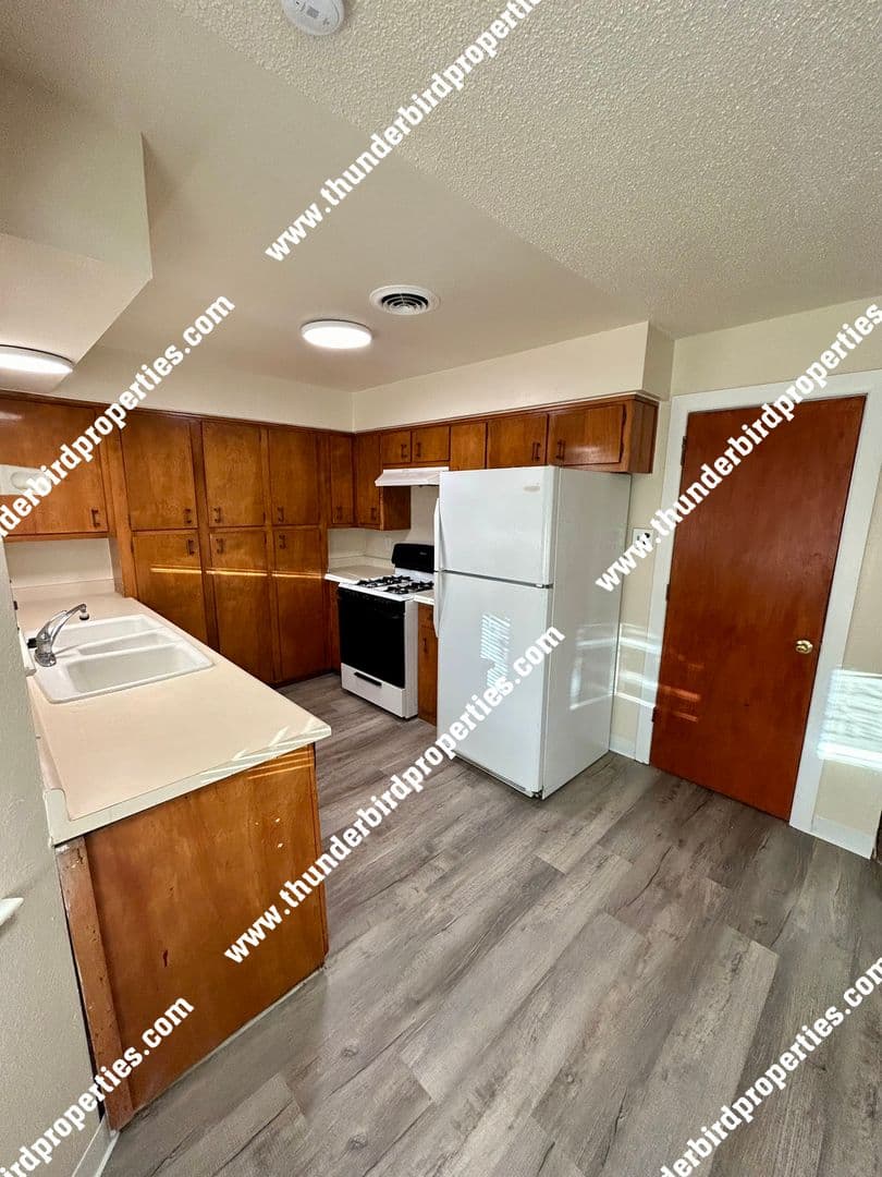 Albuquerque House: 4909 Overland Street NE