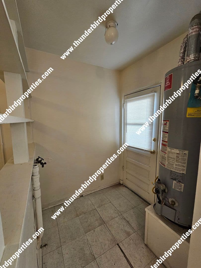 Albuquerque Apartment: 1622 Coal Ave SE