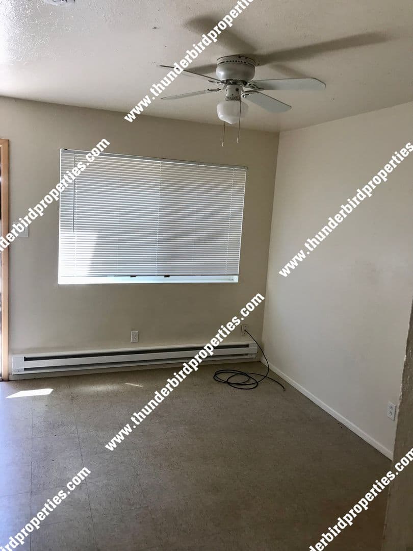 Albuquerque Apartment: 187 Monte Largo Dr. NE