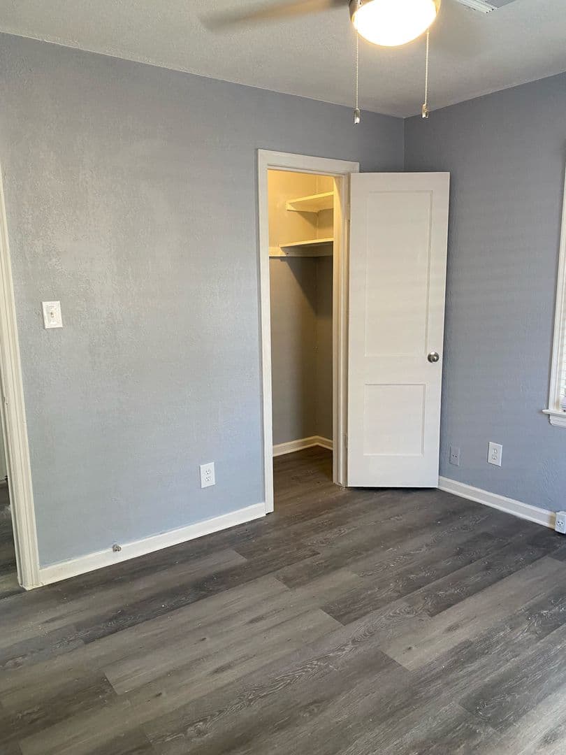Oklahoma City House: 1405 NE 40th St