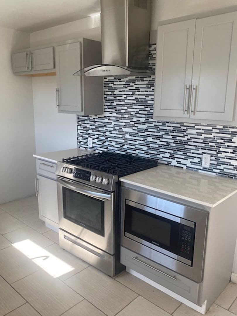 OKLAHOMA CITY House: 1616 SW 61ST ST