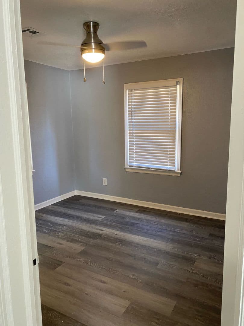 Oklahoma City House: 1405 NE 40th St