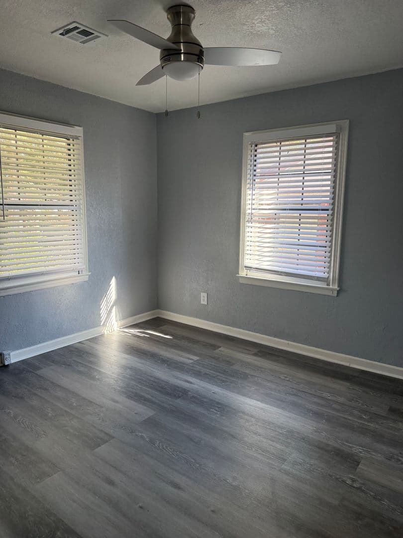 Oklahoma City House: 1405 NE 40th St