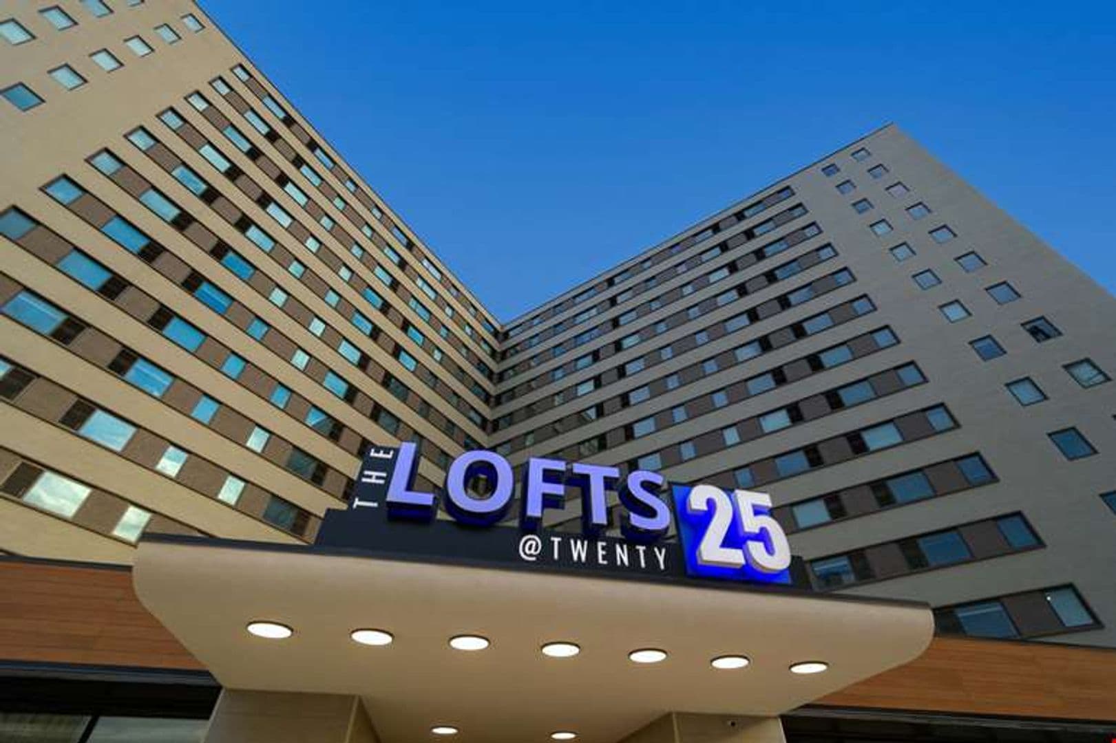 Atlanta Apartment: 2025 Peachtree Road NE