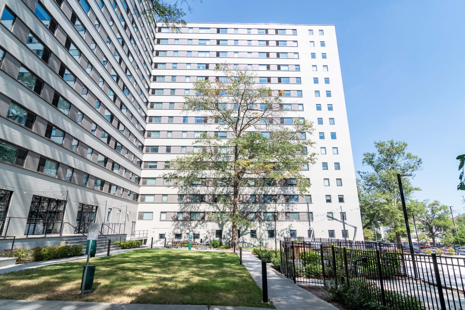 Atlanta Apartment: 2025 Peachtree Road NE