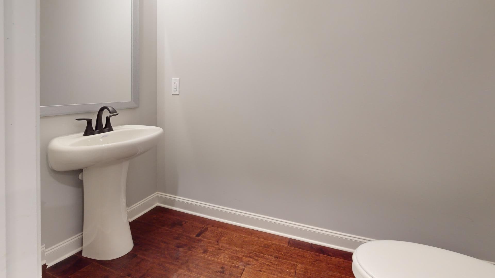 Forest Park Townhome: 431 North Ave