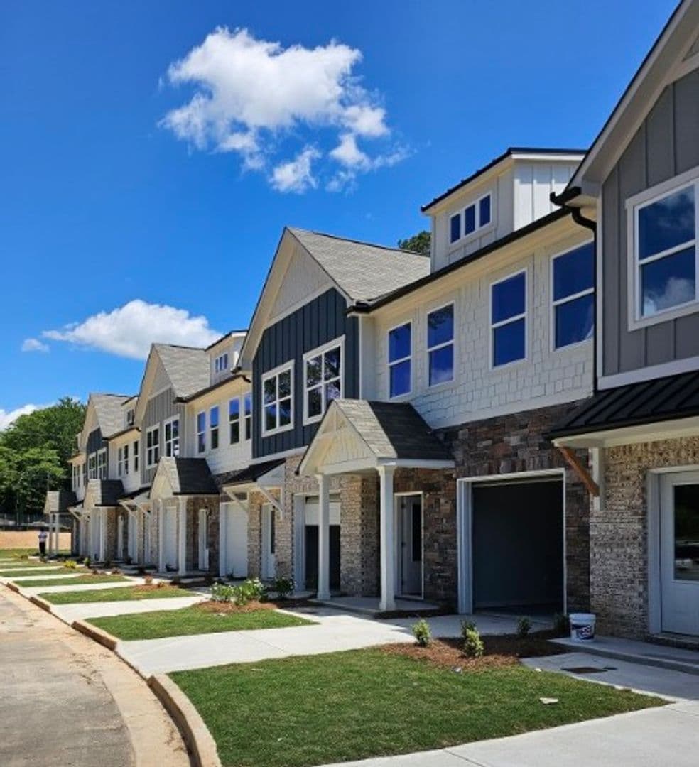 Forest Park Townhome: 431 North Ave