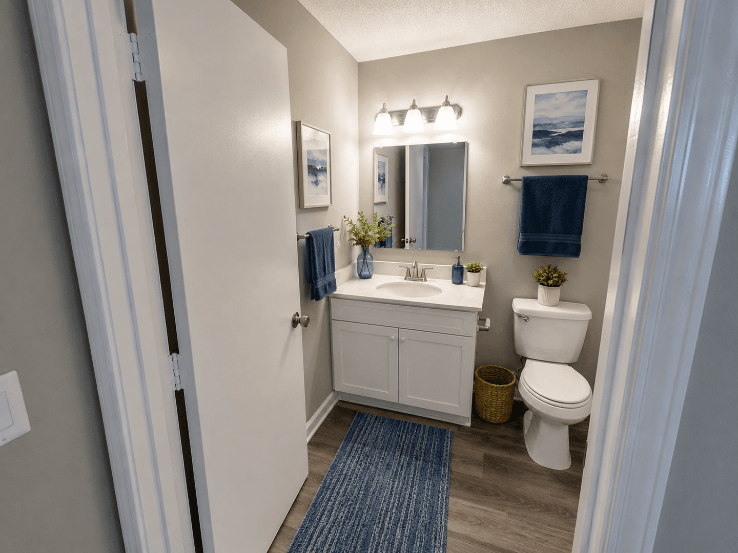 Atlanta Apartment: 2745 Old Hapeville Road SW