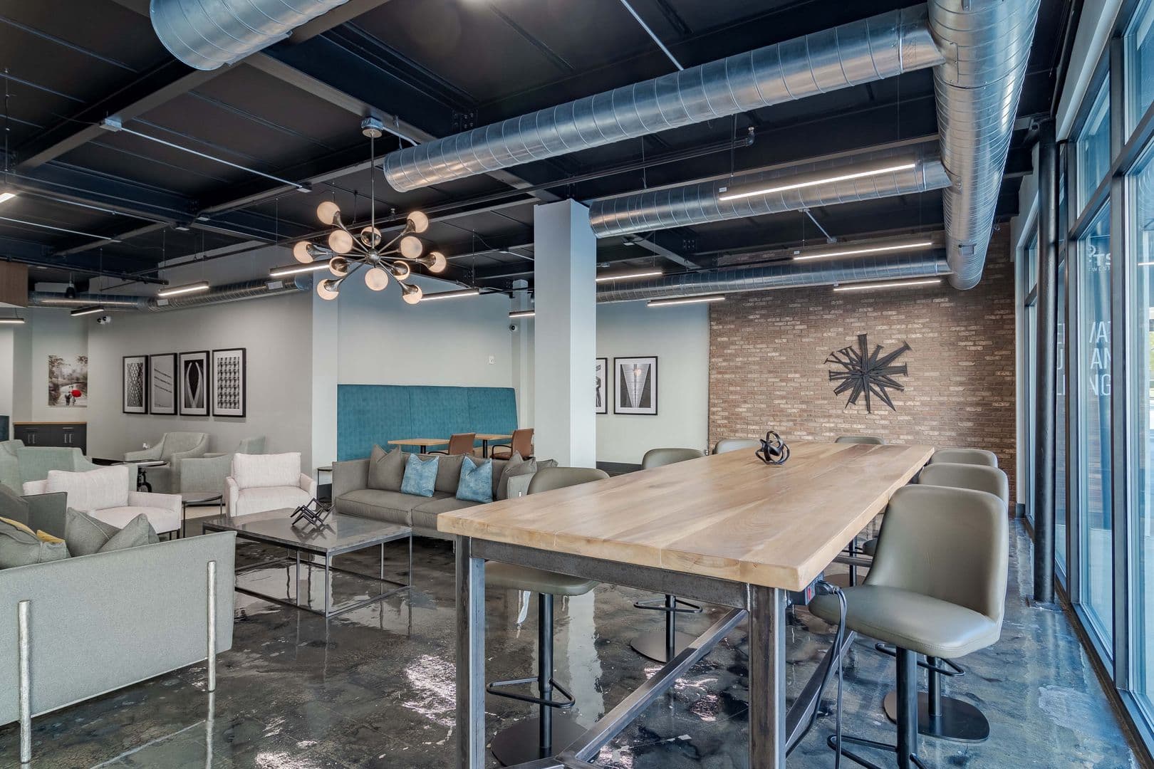 Atlanta Apartment: 2025 Peachtree Road NE